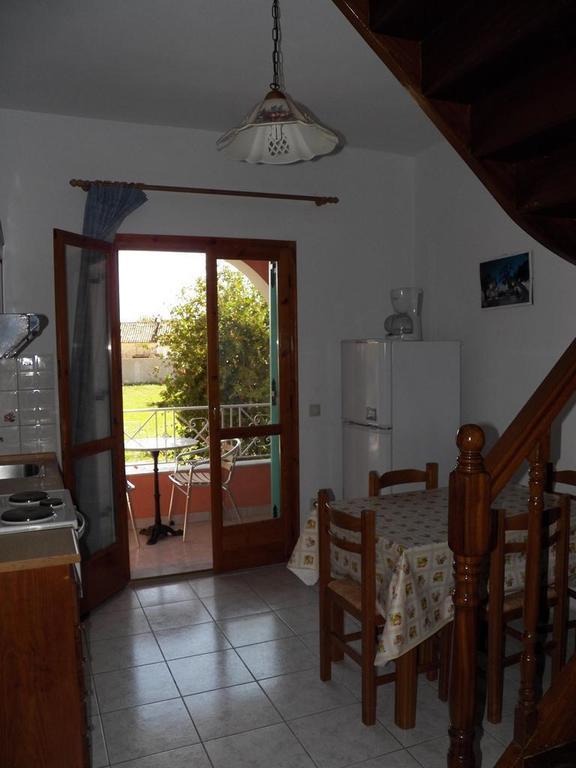 Villa Marina Ipsos Phòng bức ảnh